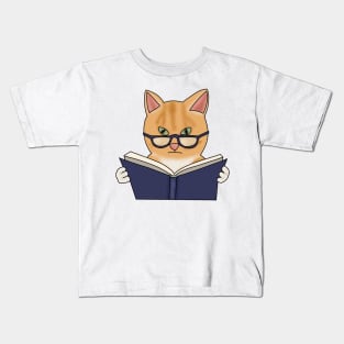 Cat in glasses reading book (fluffy orange cat) Kids T-Shirt